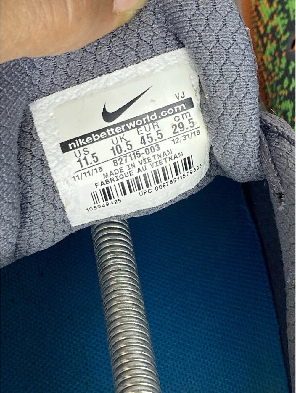 Nike product pair